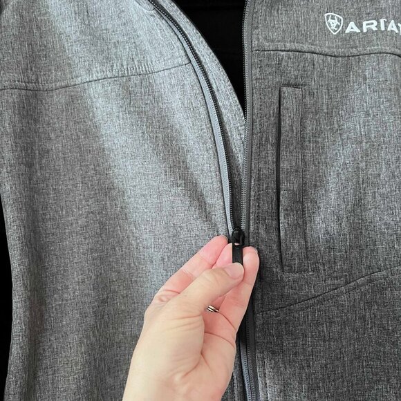 Ariat Gray and Black Men's Jacket - Picture 5 of 16